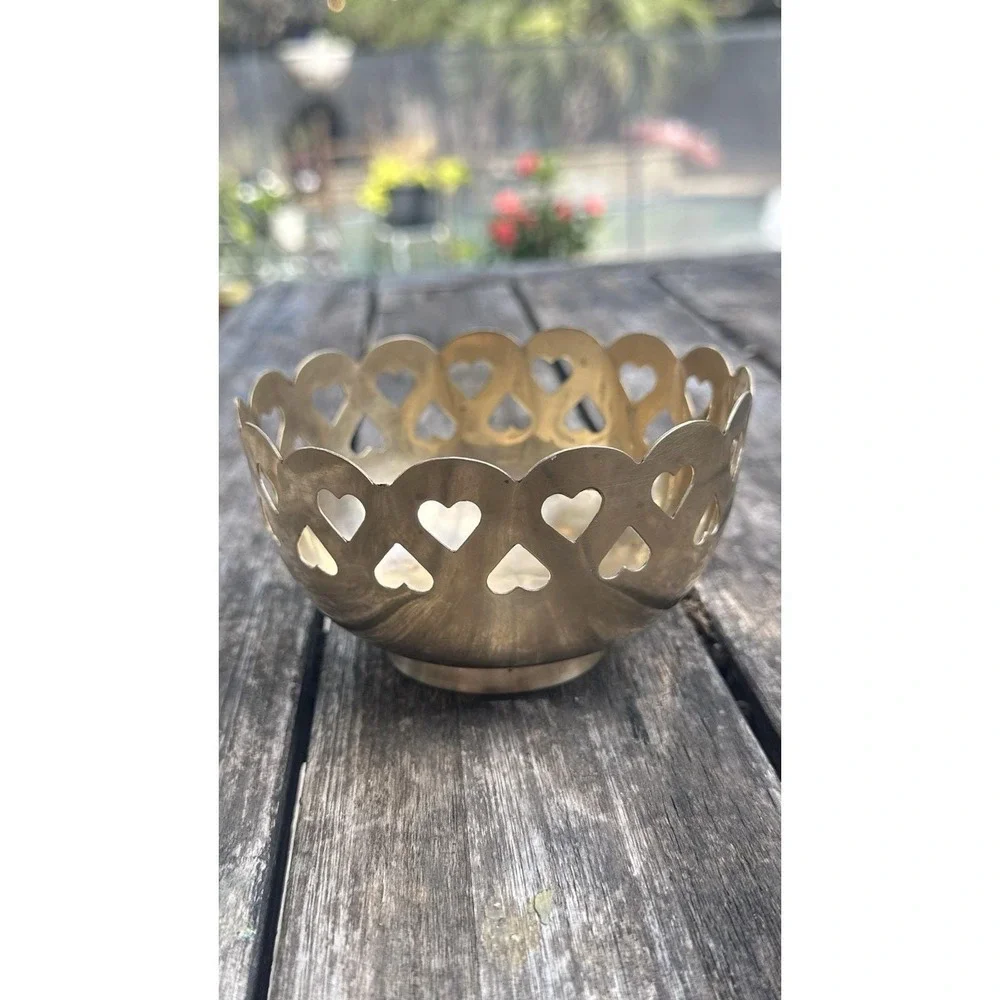 Vintage Solid Brass Heart Cut Out Bowl Scalloped Edge‎ India Polished Gold 4.75